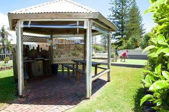 Foreshore Beachfront 3*