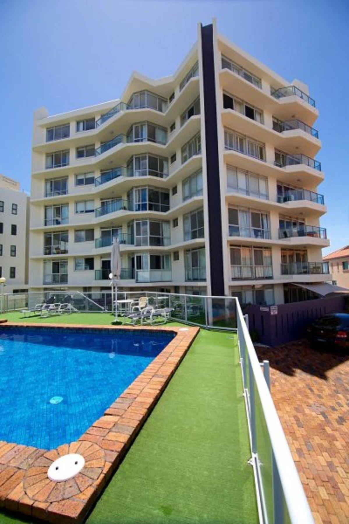 Foreshore Beachfront 3*