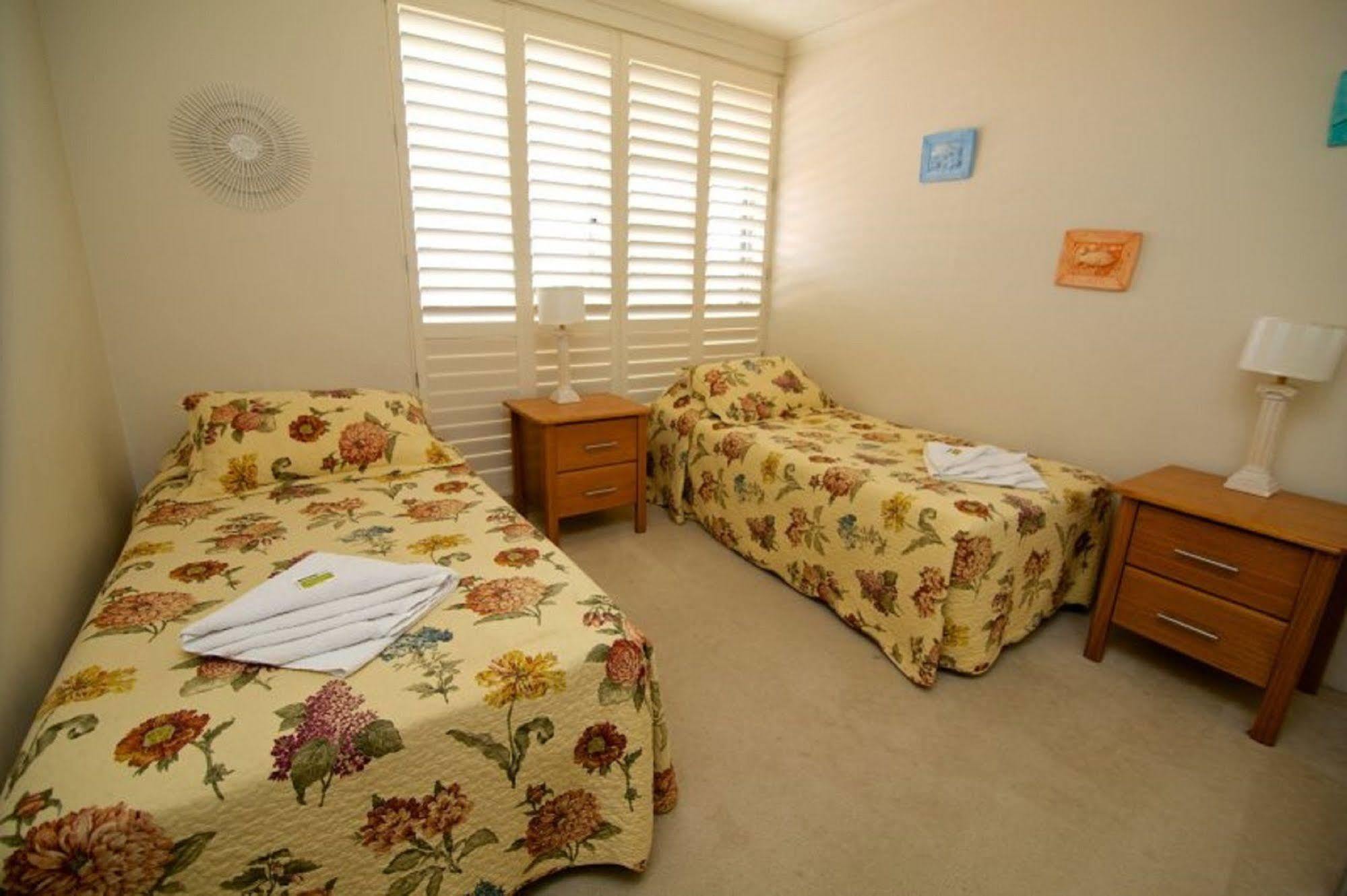 Foreshore Beachfront 3* Gold Coast