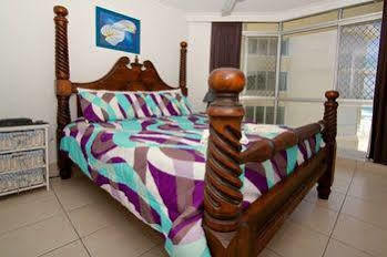 Aparthotel Foreshore Beachfront Gold Coast